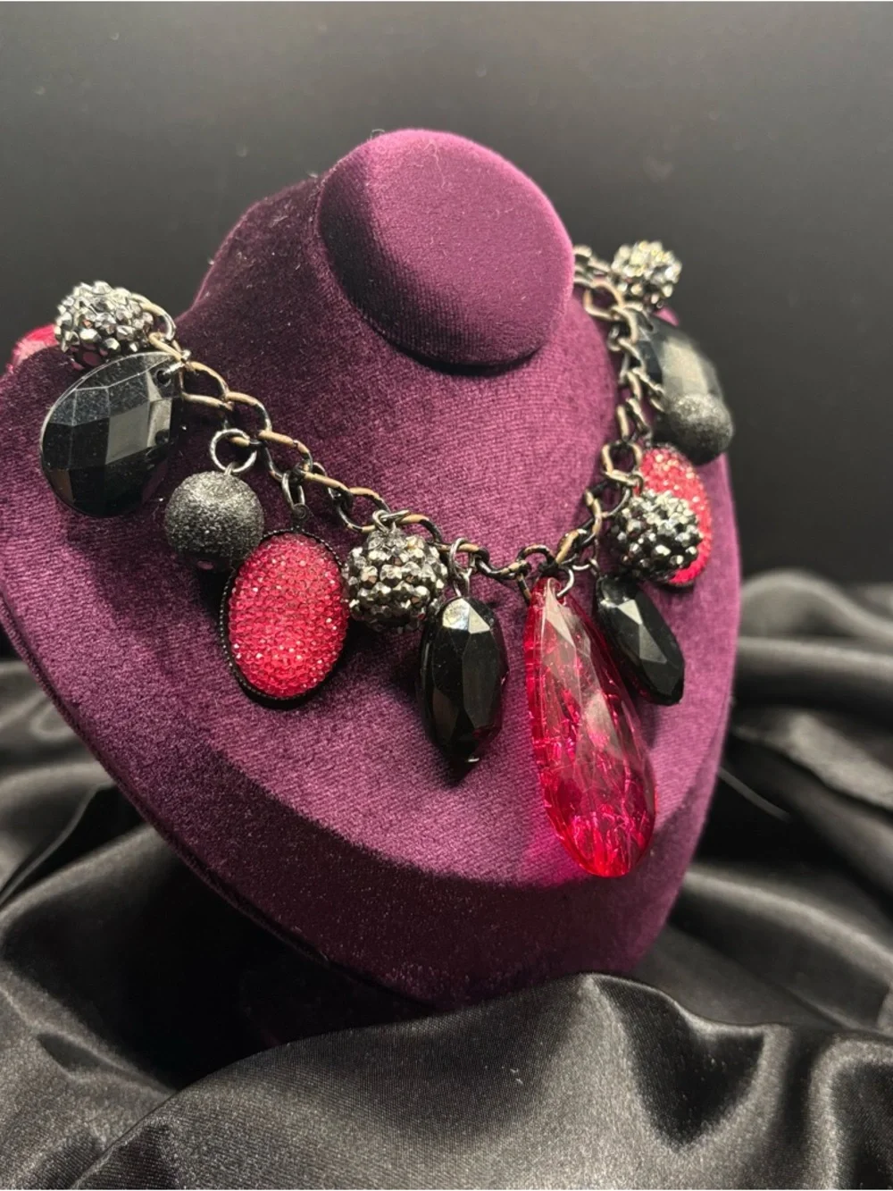 Chunky Black & Dark Pink Statement Necklace Y2K Glam Adjustable